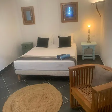 A Teghja Figari (Corsica)